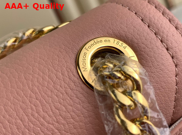 Louis Vuitton Lockme Chain Bag East West Rose Trianon Pink Grained Calf Leather Replica