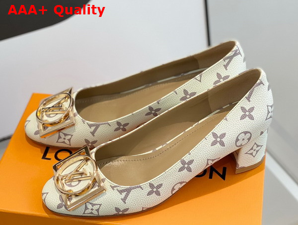 Louis Vuitton Madeleine Pump in White Monogram Canvas Replica