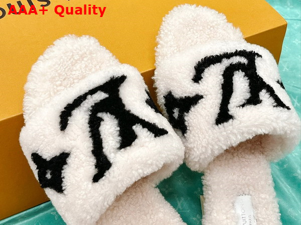 Louis Vuitton Magnetic Mule in Beige Shearling Replica