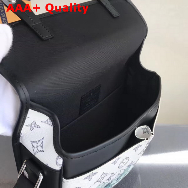 Louis Vuitton Messenger PM White Monogram Canvas with Black Cowhide Leather Trim Replica