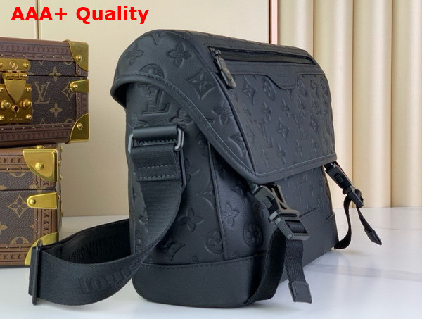Louis Vuitton Messenger Voyager PM Bag in Black Monogram Shadow Leather M25121 Replica