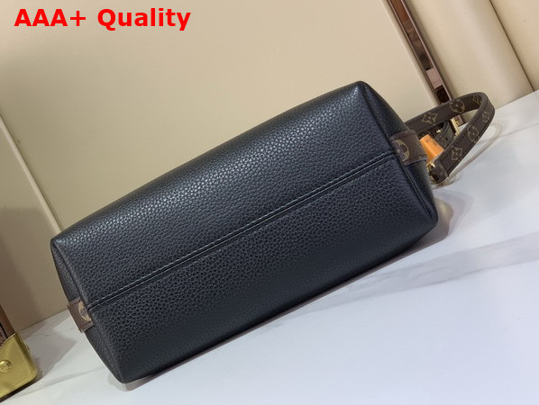 Louis Vuitton Multipass Mini Handbag in Black Calfskin Leather M2A840 Replica