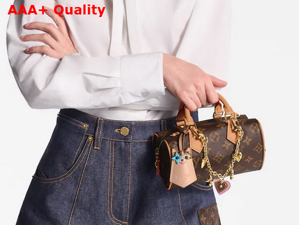 Louis Vuitton My Heart Bag Chain in Gold Toned Metal M02338 Replica