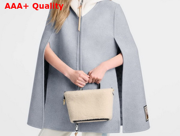 Louis Vuitton Neverfull Bandouliere Inside Out BB Monogram Shearling M26315 Replica