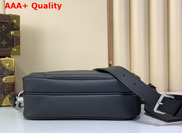Louis Vuitton Nil Bag in Black Calf Leather Replica
