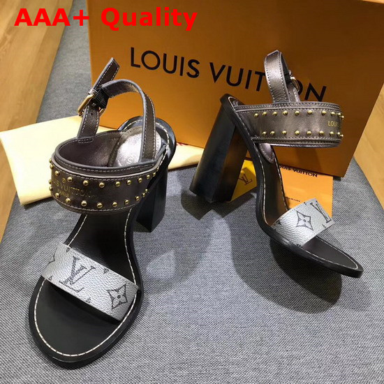 Louis Vuitton Nomad Sandal in Silver Replica