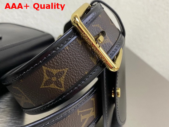 Louis Vuitton Officier Pouch in Black Cowhide Leather M69841 Replica