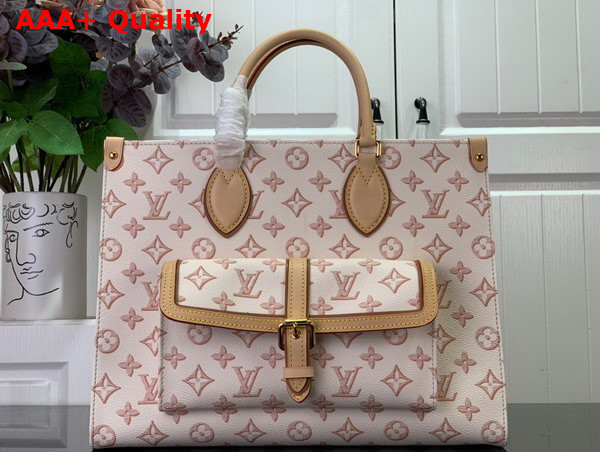 Louis Vuitton Onthego MM Tote Bag in Beige Monogram Coated Canvas Replica