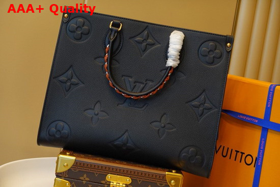 Louis Vuitton Onthego MM Tote Comes From the Fall 2021 Wild at Heart Capsule Black M58522 Replica