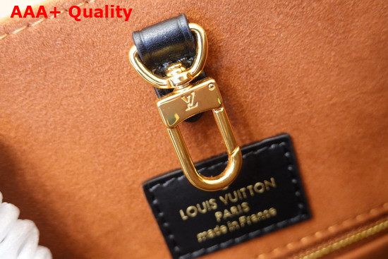 Louis Vuitton Onthego MM Tote Comes From the Fall 2021 Wild at Heart Capsule Caramel M58521 Replica