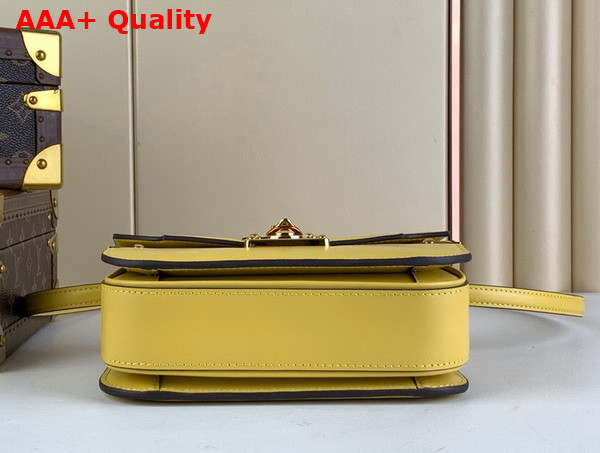 Louis Vuitton Orsay MM Handbag in Yellow Cowhide Leather M23646 Replica