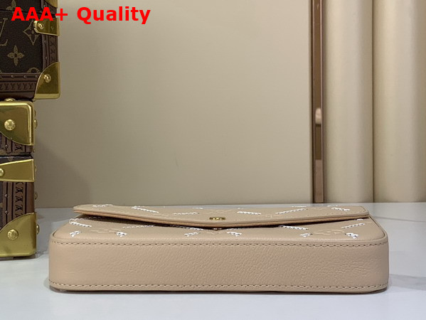 Louis Vuitton Pochette Felicie Monogram Empreinte Couture Hazelnut Couture M29482 Replica