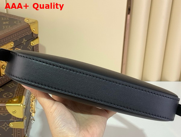 Louis Vuitton Pochette LV Bloom Black Calfskin Leather M25525 Replica