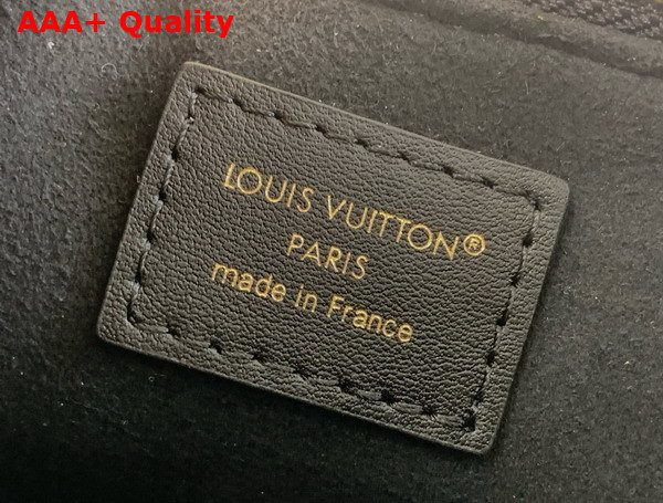 Louis Vuitton Pochette LV Bloom Black Calfskin Leather M25525 Replica