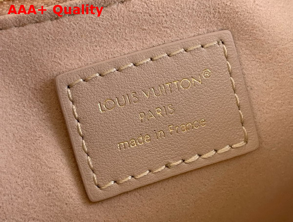 Louis Vuitton Pochette LV Bloom Sand Calfskin Leather M25784 Replica