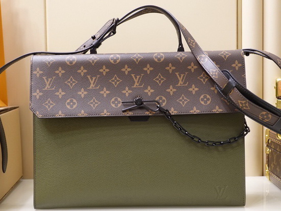 Louis Vuitton Robusto Briefcase Khaki Green Taiga Embossed Cowhide Leather M30591 Replica