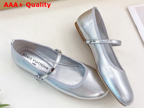 Louis Vuitton Romy Flat Ballerina in Silver Metallic Lambskin 1ACUME Replica