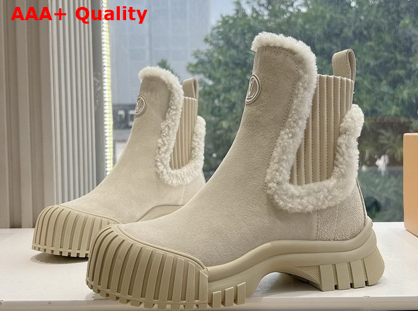 Louis Vuitton Ruby Flat Ankle Boot in Beige Suede Calf Leather and Shearling 1AGWG3 Replica
