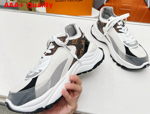 Louis Vuitton Run 55 Sneaker White Mix of Materials 1AASDF Replica