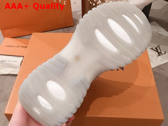 Louis Vuitton Run Away Pulse Sneaker in White Calf Leather and Damier Azur Canvas Replica