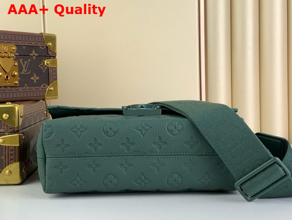Louis Vuitton S Cape Messenger in Forest Green Taurillon Monogram Embossed Cowhide Leather M24439 Replica