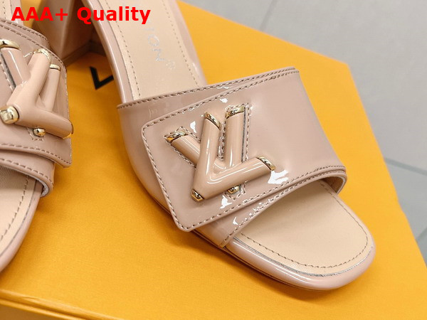 Louis Vuitton Shake Mule in Nude Patent Calf Leather Replica