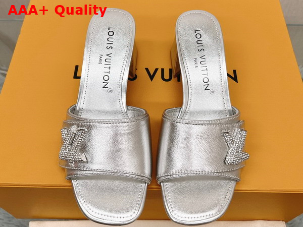Louis Vuitton Shake Mule in Silver Metallic Lambskin 1AB2P2 Replica