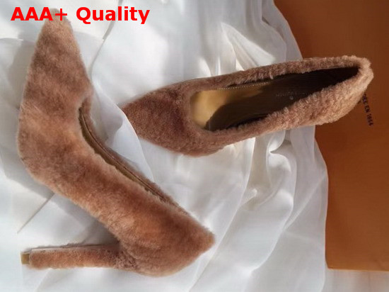 Louis Vuitton Shearling Pump in Brown Replica