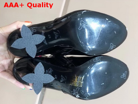 Louis Vuitton Silhouette Ankle Boot in Black Patent Calf Leather 1A4E09 Replica