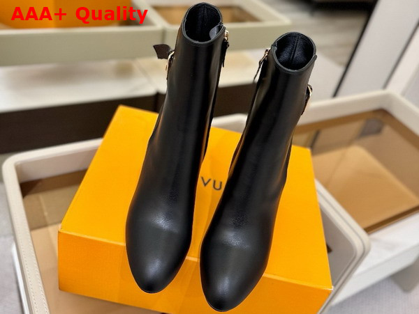 Louis Vuitton Silhouette Ankle Boot in Black Plain Calf Leather 1AIEG1 Replica