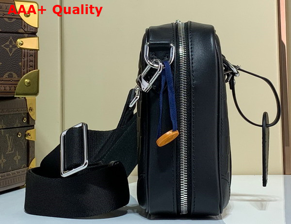 Louis Vuitton Sirius Messenger Damier Infini Onyx Cowhide Leather N45286 Replica