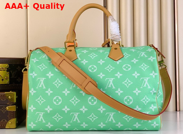 Louis Vuitton Speedy P9 Bandouliere 40 in Neon Green Monogram Leather Replica