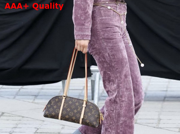 Louis Vuitton Squire PM Monogram Coated Canvas M28951 Replica