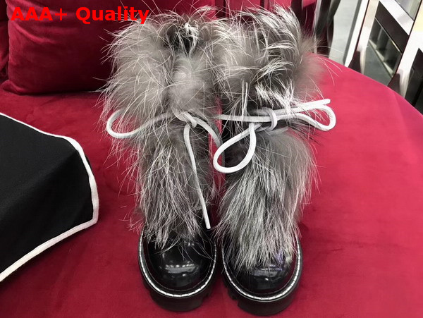 Louis Vuitton Star Trail Ankle Boot in Black with Luxurious Silver Fox Fur Ornement 1A307H Replica