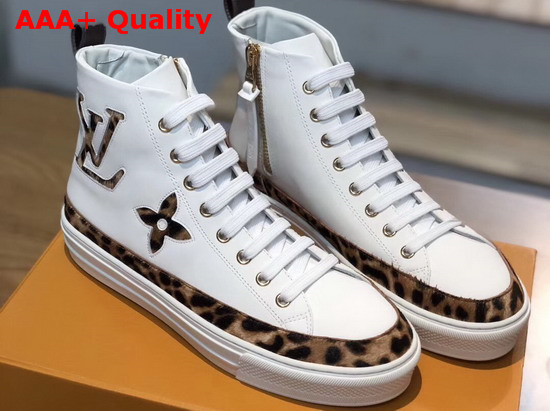 Louis Vuitton Stellar Sneaker Boot in White Calfskin Decorated with Giant LV and Monogram Flower Patches in Leopard Print 1A5NP8 Replica