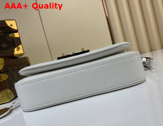 Louis Vuitton Swing Handbag in White Calfskin Leather M20395 Replica