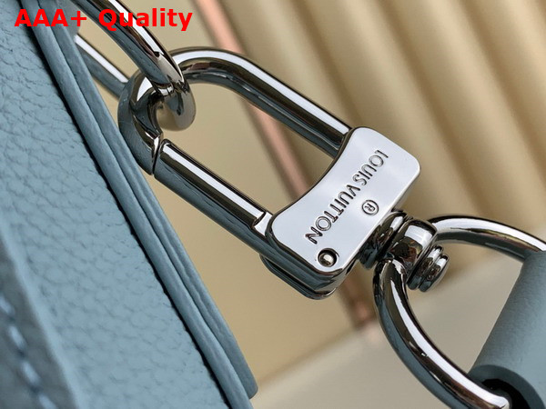 Louis Vuitton Takeoff Messenger in Cloud Blue Cowhide Leather Replica