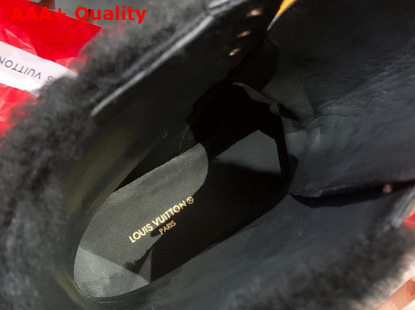 Louis Vuitton Territory Flat Ranger Black Calf Leather and Wool 1AABRY Replica