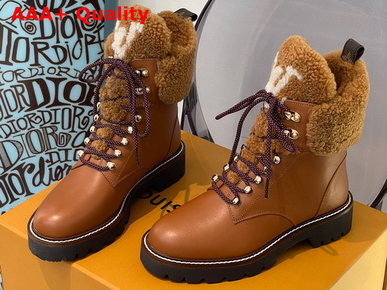 Louis Vuitton Territory Flat Ranger Cognac Brown Calf Leather and Shearling 1A95JF Replica