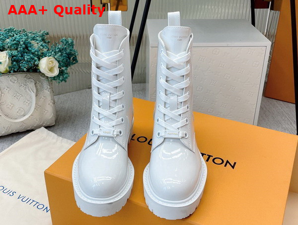 Louis Vuitton Territory Flat Ranger White Patent Calf Leather Replica