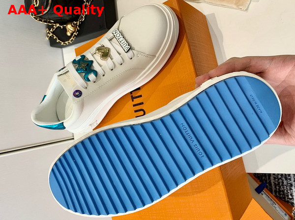 Louis Vuitton Time Out Sneaker Bleu Clair 1AADNS Replica