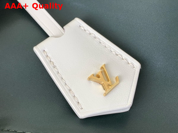 Louis Vuitton Vanity PM Handbag in Beige Puffy Lambskin M25219 Replica