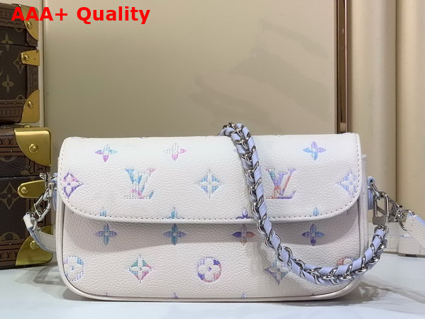 Louis Vuitton Wallet On Chain Ivy Monogram Empreinte Link Quartz M29770 Replica