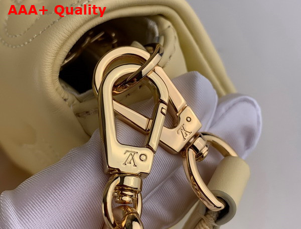 Louis Vuitton Wallet On Strap Bubblegram Leather Banane M81400 Replica