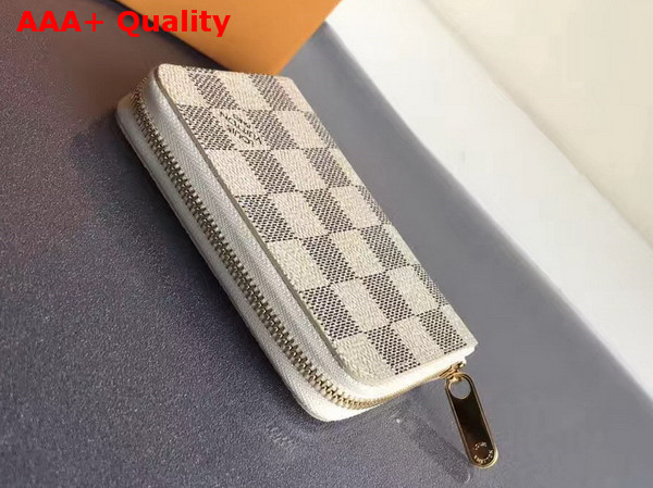 Louis Vuitton Zippy Coin Purse Damier Azur Canvas N63069 Replica