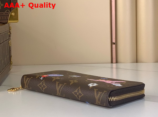 Louis Vuitton Zippy Wallet Monogram Snowy Pearl Coated Canvas M26256 Replica