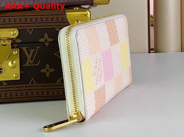 Louis Vuitton Zippy Wallet in Peach Pink Damier Coated Canvas Replica