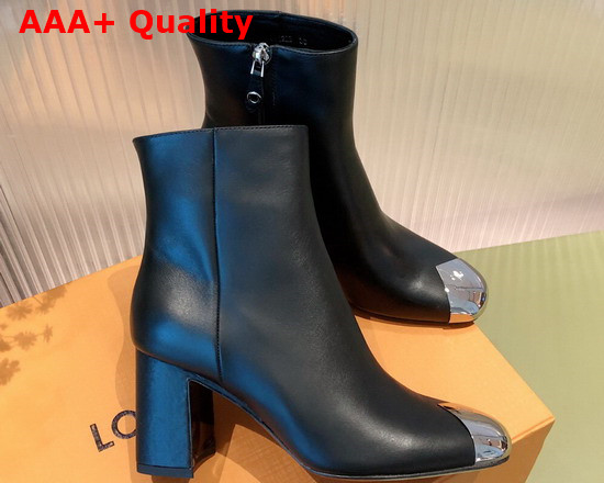 Louise Ankle Boot in Black Calf Leather 1A8NND Replica