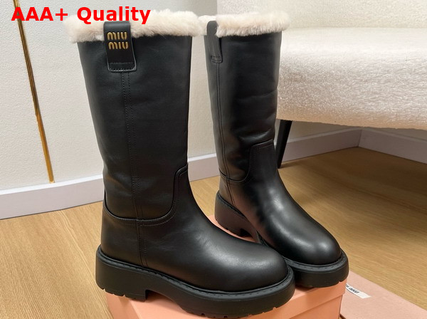 Miu Miu Leather Boots in with Shearling in Black Replica