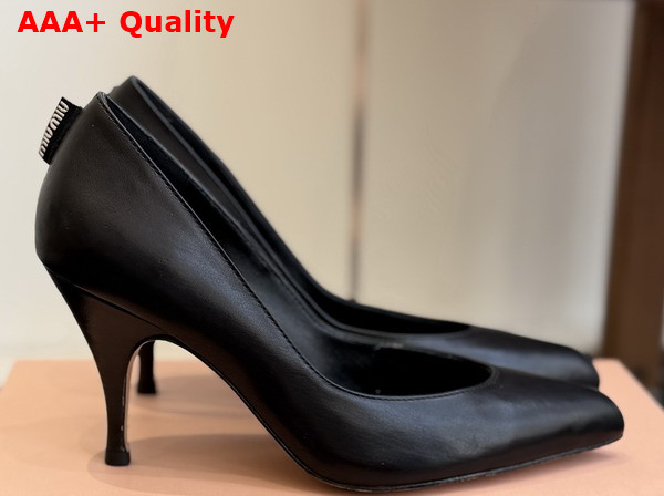 Miu Miu Leather Pumps in Black Calf Leather 5I546E Replica
